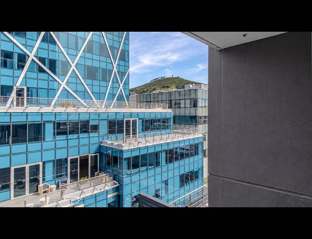 1 BEDROOM APARTMENT FOR SALE IN CAPE TOWN CITY CENTRE